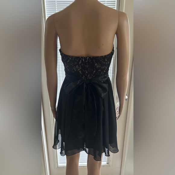 Trixxi - Picture 4 of 5